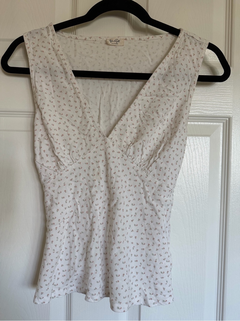 Brandy Melville John Galt White V-Neck Tie Back Tank Top Pink Floral Print